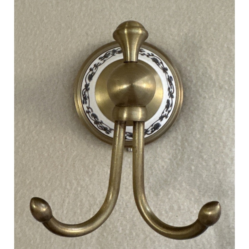 Antique Brass Bathroom Clothes Towel Hook Hanger Double Robe Hook NEW w/o tags